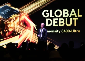 MediaTek Dimensity 8400 Ultra Tenagai Game Seluler dan AI pada POCO X7 Pro 5G