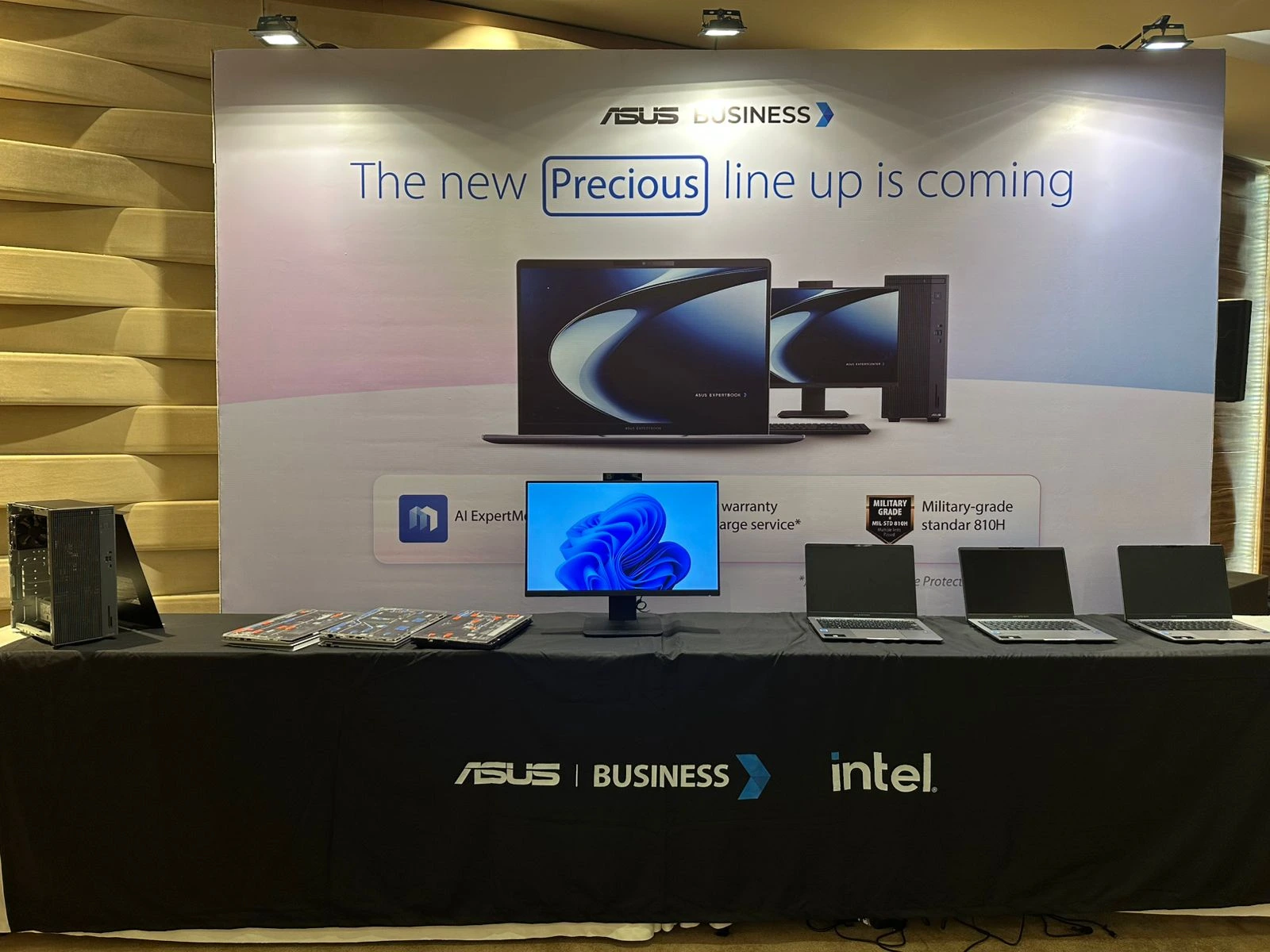 ASUS Expert P Series