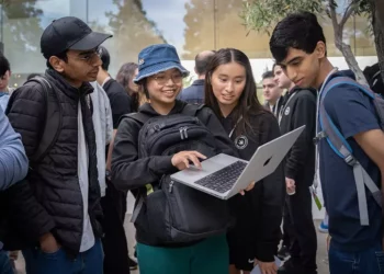 Swift Student Challenge