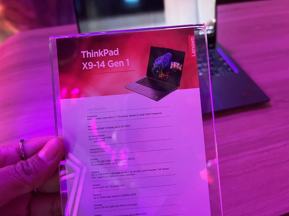 Lenovo ThinkPad X9 Aura Edition