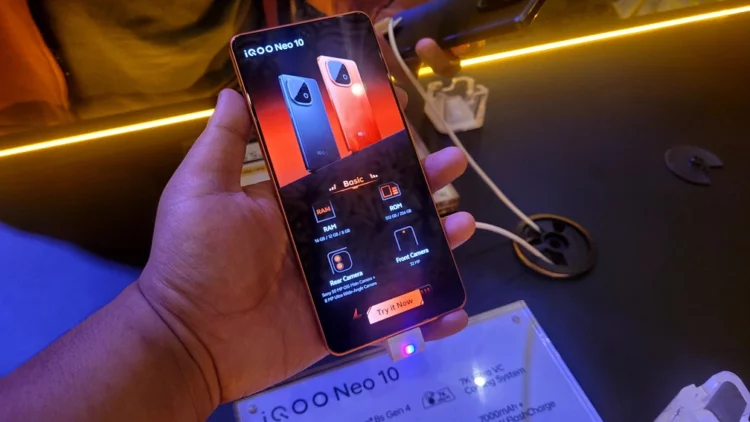 iQOO Z10 dan Neo 10 Hadir di Indonesia, Cetak Rekor MURI Lewat Baterai Monster 7300 mAh!