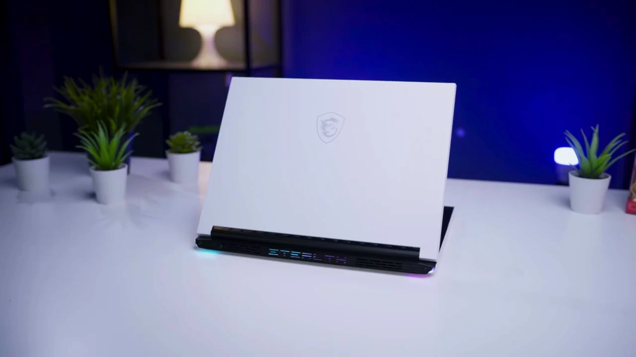 MSI Stealth 14 Studio Hadir dengan Performa Brutal di Balik Tampilan Stealth