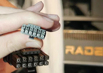 konektor 16-pin meleleh