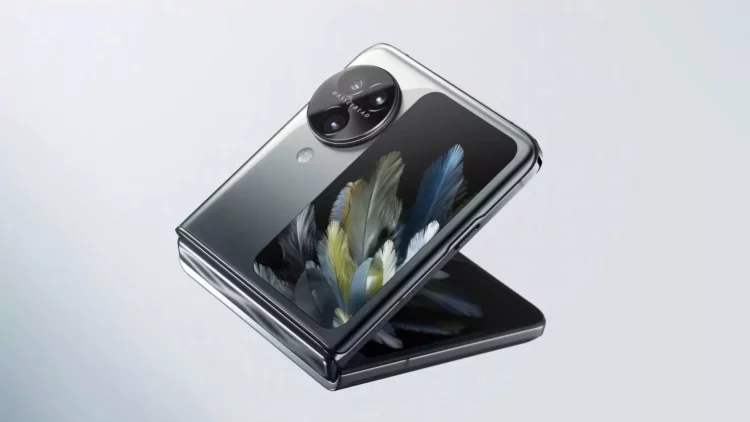 Oppo Find N6 Flip