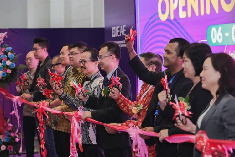 Pameran Elektronik IEAE 2025