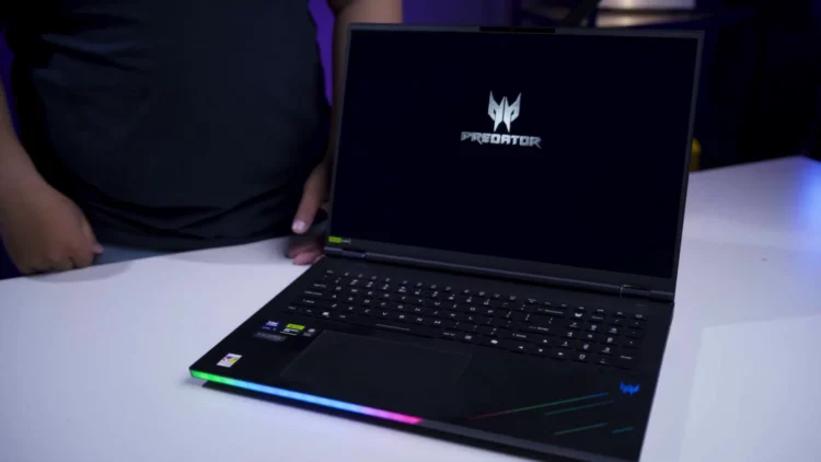 Acer Predator Helios 18 AI 2025