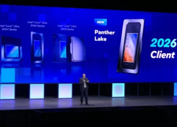 Momen saat eksekutif Intel mempresentasikan roadmap yang secara resmi memperkenalkan Intel Panther Lake sebagai 'pertaruhan besar' perusahaan untuk tahun 2026.