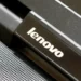 Logo Lenovo di salah satu perangkatnya, yang kini meluncurkan solusi IT untuk UKM berbasis AI yang mudah dan terjangkau.