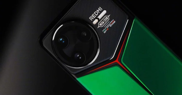 Render desain dari Redmi K90 Pro, yang diyakini sebagai wujud dari Poco F8 Ultra untuk pasar global.