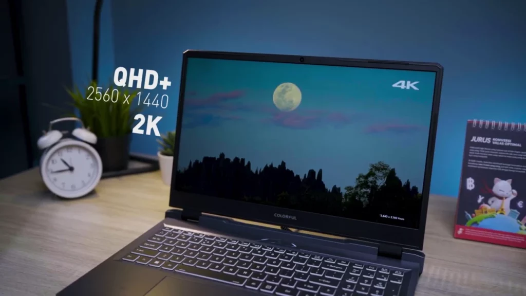 Tampilan layar QHD 2K (2560x1440) pada laptop Colorful Evol P15, yang menjadi 'senjata utama' berkat ketajaman dan kualitas warnanya. 