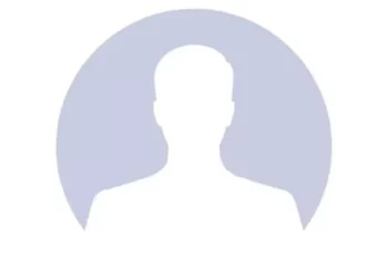 Ikon foto profil default atau avatar kosong berwarna abu-abu terang dengan latar belakang putih