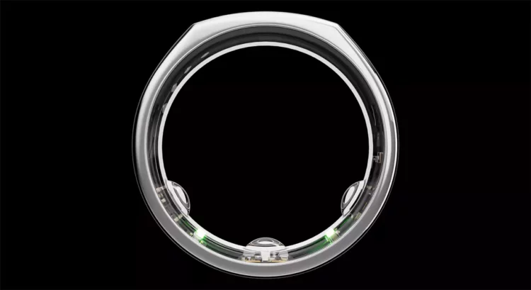 Ilustrasi smart ring dengan baterai lithium-ion yang menggelembung dan retak di bagian dalamnya