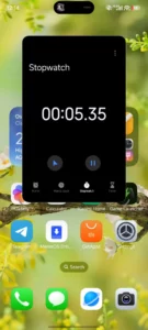 Demonstrasi fitur andalan HyperIsland di HyperOS 3, yang integrasi multi-window pop-up-nya menjadi pembeda utama dalam pertarungan HyperOS 3 vs iOS 26.