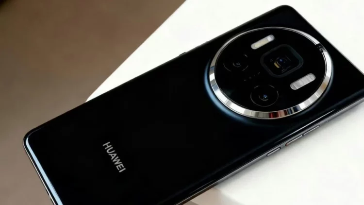 Render Huawei Mate 80 warna hitam, mengilustrasikan bocoran spek dan rumor kipas pendingin internal.