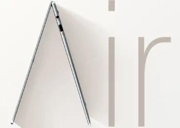 Desain super tipis dan ringan Lenovo Lecoo Air 16 dari samping, menggambarkan bobotnya yang cuma 1kg.