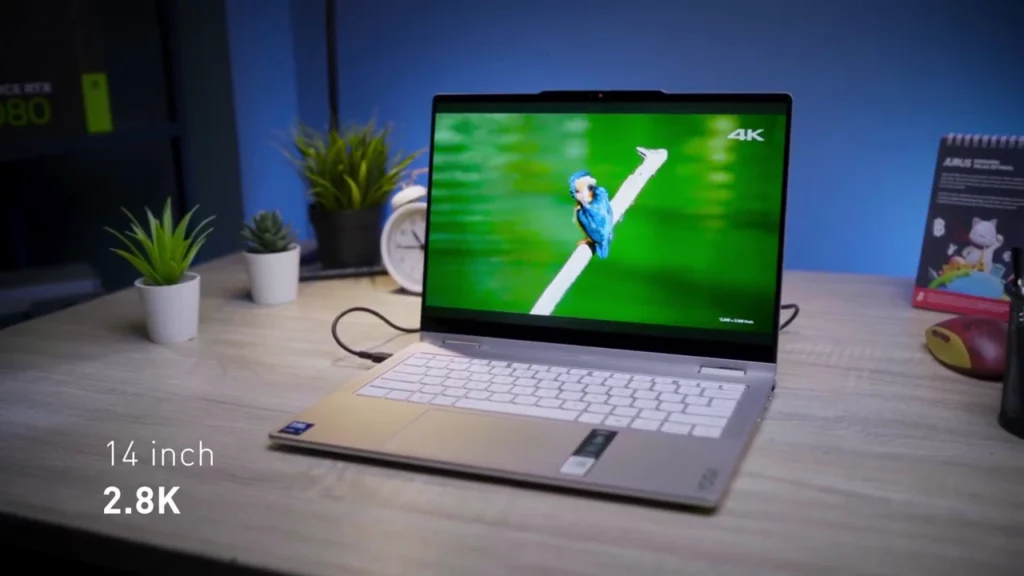 Bodi kokoh dan tipis Lenovo Yoga 7i (2025) yang di-review karena punya layar OLED 2.8K 120Hz dan material kulit vegan.