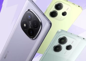 Tampilan desain belakang ponsel Xiaomi Redmi dengan kamera ganda berdesain modern.