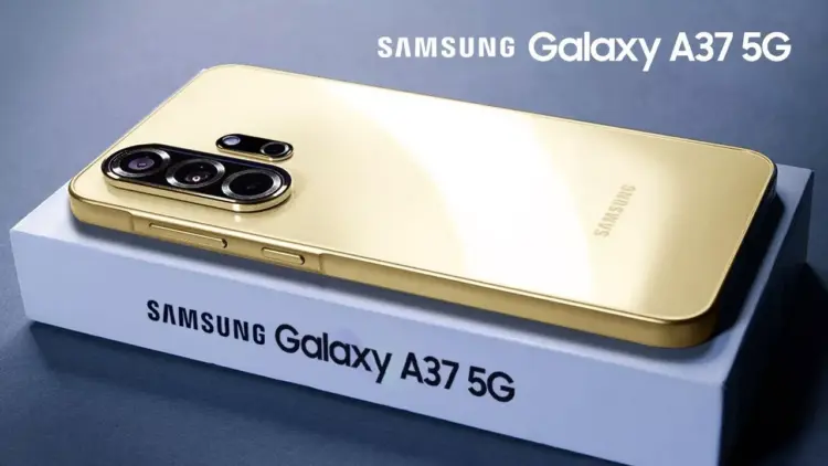 Ponsel Samsung Galaxy A37 5G berwarna emas di atas kotak kemasan yang juga bertuliskan nama produk.