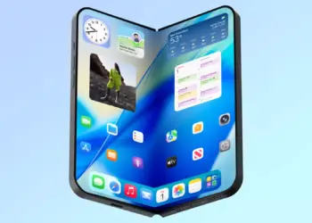 Tampilan close-up samping iPhone Fold, fokus pada mekanisme engsel atau lipatan yang tipis.