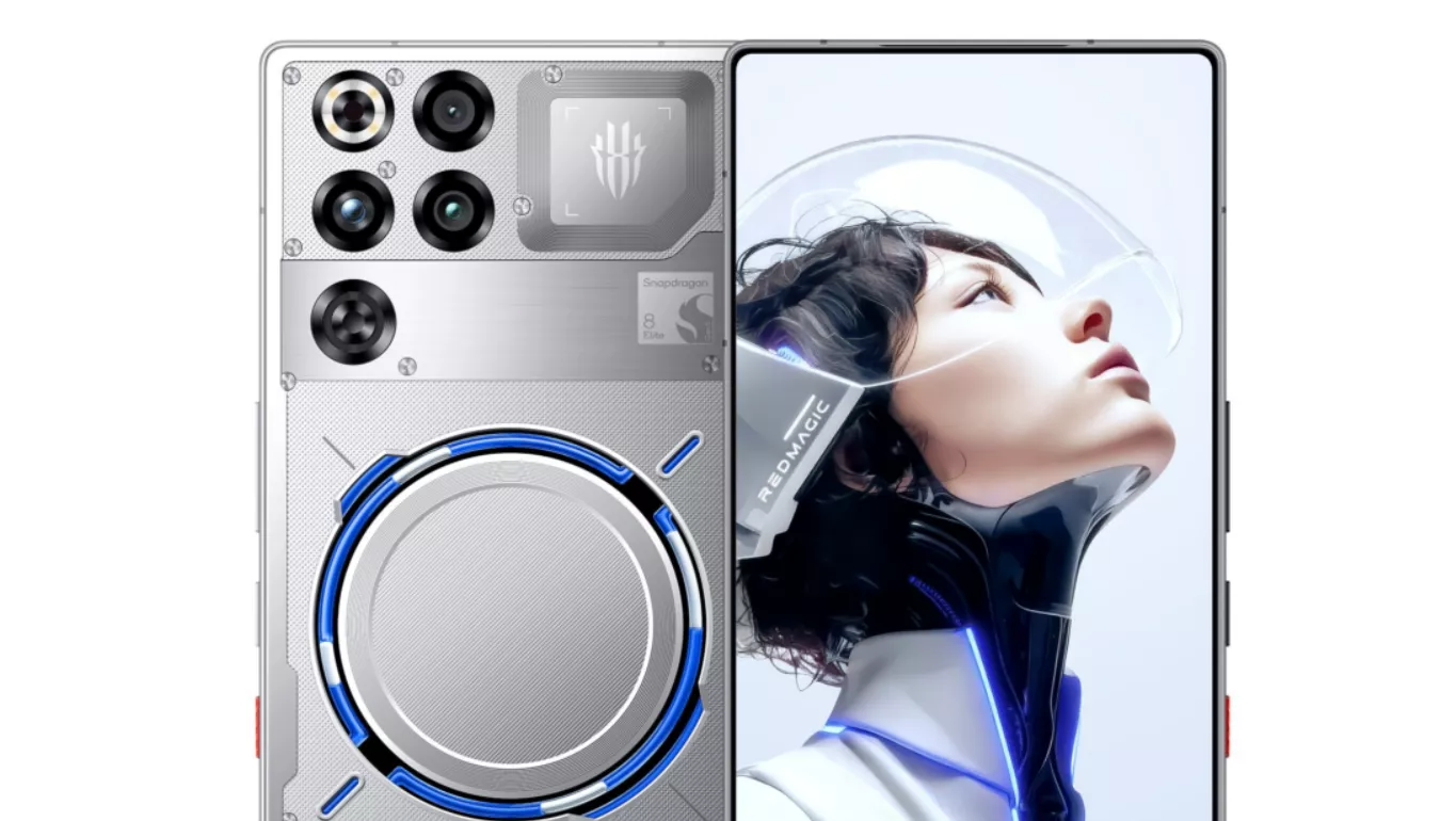 Tampilan sisi depan dan belakang RedMagic 11 Pro dalam warna perak, menyoroti modul kamera, logo Snapdragon 8 Elite, dan layar dengan wallpaper wanita futuristik.