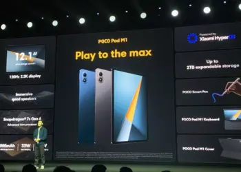 Dua tablet Poco Pad X1 dan Poco Pad M1 ditampilkan berjejer, menonjolkan desain bezel tipis.