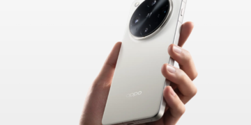 Ilustrasi desain bodi belakang smartphone Oppo Find X9 Ultra berwarna putih dengan modul kamera bulat besar yang dikabarkan membawa sensor kamera utama 200MP.