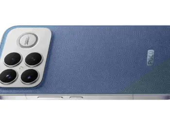 Tampilan desain belakang HP Poco F8 Ultra warna biru dengan modul kamera besar yang membawa lensa 50MP 5x optical zoom dan chipset Snapdragon 8 Elite.