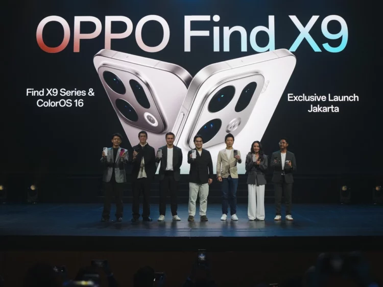 Foto panggung acara peluncuran resmi OPPO Find X9 Series di Jakarta, menampilkan jajaran eksekutif memegang smartphone terbaru dengan latar belakang layar besar.