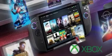 Tampilan antarmuka Xbox Full Screen Experience pada Lenovo Legion Go 2 yang menampilkan library game populer seperti Forza dan Starfield layaknya konsol.
