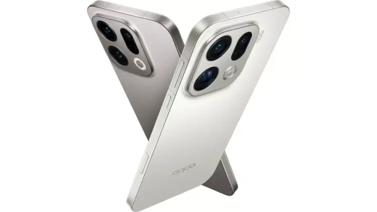 Detail bodi belakang dan layar depan Oppo Find X9s warna silver dengan sensor periskop besar.