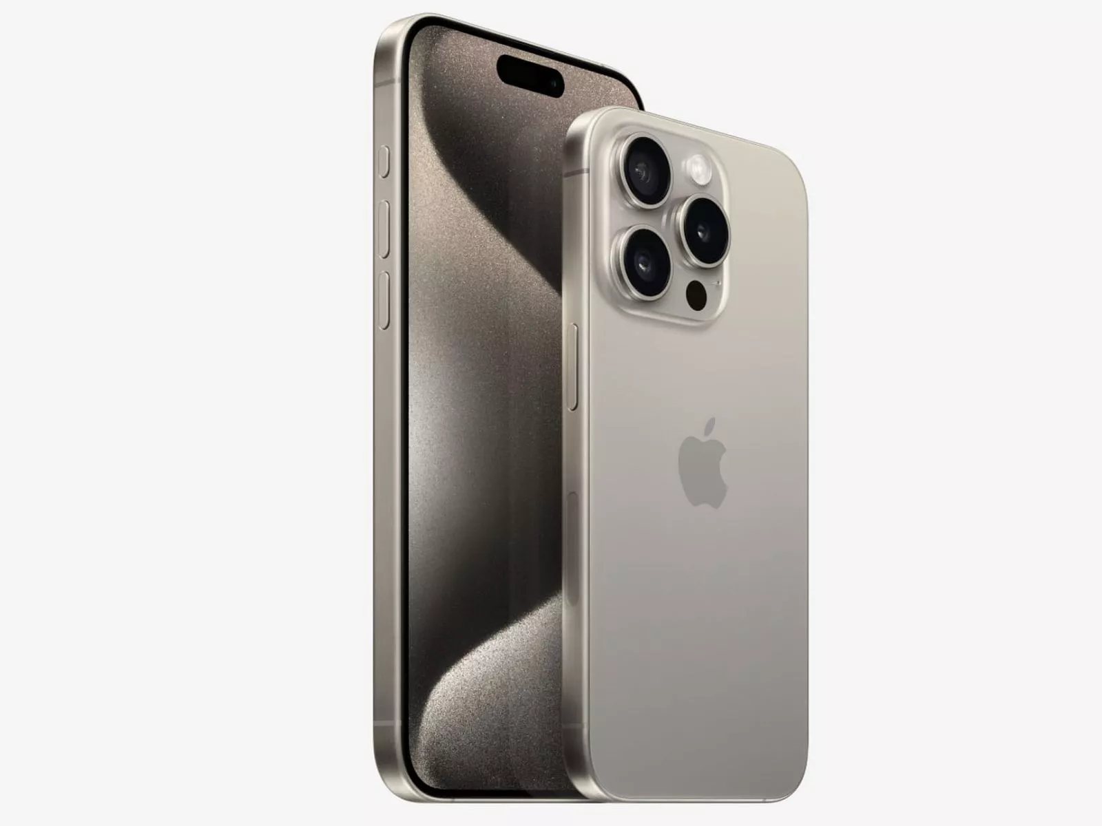 Dua model iPhone, kemungkinan iPhone 15 Pro dan Pro Max, berwarna Natural Titanium (emas pucat) dalam pose side-by-side dengan layar menyala.