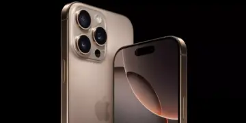 iPhone 16 Pro Max warna Desert Titanium tampak depan dan belakang yang kini lebih terjangkau berkat promo akhir tahun.