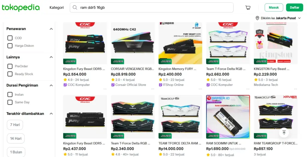Tangkapan layar pencarian Tokopedia yang menampilkan daftar harga RAM DDR5 16GB dari berbagai merek seperti Kingston Fury dan Corsair di tengah tren kenaikan harga komponen.