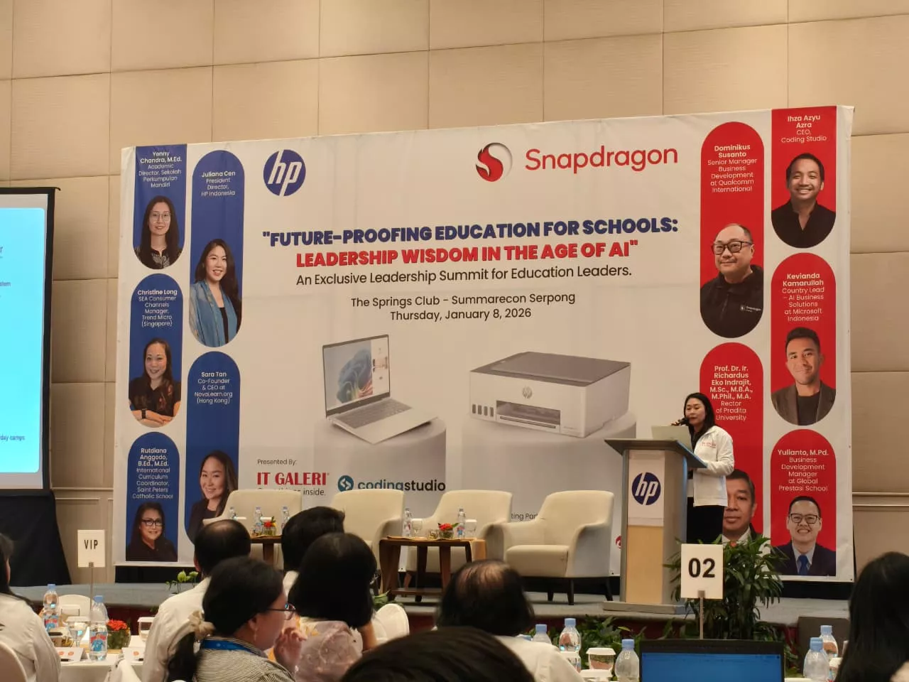 Strategi manajemen tim layaknya persiapan Super Big Match yang dibahas dalam Exclusive Leadership Summit 2026.