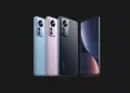 Tampilan desain belakang dan layar depan tiga unit smartphone Xiaomi 12 series dalam berbagai varian warna.