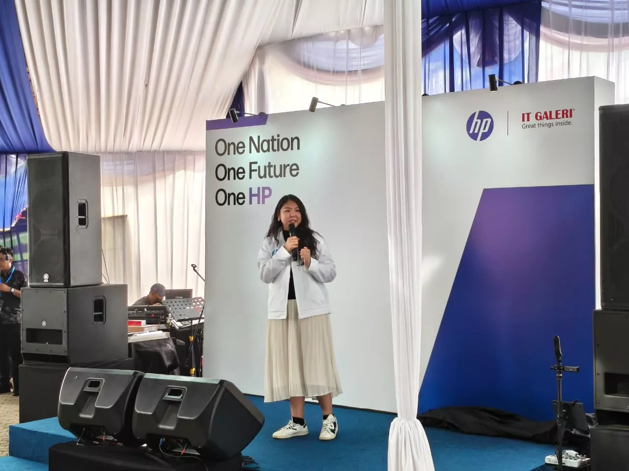 Analisis performa individu berbasis data AI yang dibahas di Exclusive Leadership Summit 2026.