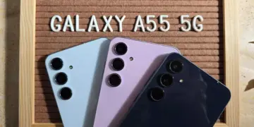 Tiga pilihan warna Samsung Galaxy A55 5G yang mengalami penurunan harga di awal 2026.