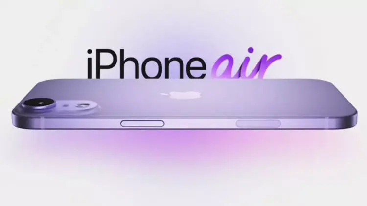 Pengguna memanfaatkan fitur AI pada iPhone Air untuk mengubah sketsa tangan menjadi gambar potret digital yang estetik setelah harga turun 30 persen.
