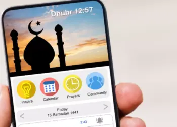 Tampilan antarmuka aplikasi ibadah Ramadhan 2026 dengan fitur jadwal salat, kalender hijriah, dan komunitas.