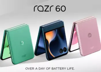 Poster promosi Motorola Razr 60 dengan klaim daya tahan baterai lebih dari satu hari.