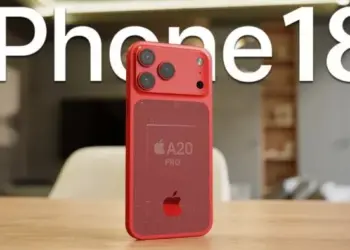 Tampilan bodi belakang iPhone 18 berwarna perak sebagai referensi perkiraan Harga iPhone 18 Pro Max terbaru di iBox Indonesia.