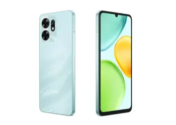 Tampilan depan dan belakang smartphone Honor X6d warna biru muda dengan tekstur bergelombang yang elegan.