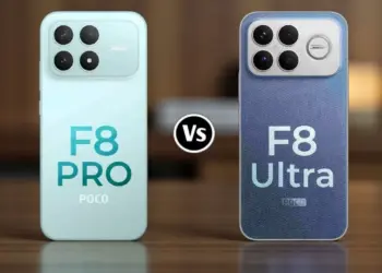 Tampilan Poco F8 Pro warna hijau toska dengan boks penjualan resmi berwarna kuning khas Poco.