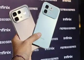 Deretan varian warna Infinix NOTE 60 Series mulai dari biru, oranye, hitam, hingga abu-abu.