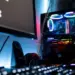 Kondisi area kerja atau ruang gaming yang rapi sebelum memulai proses rakit PC gaming.