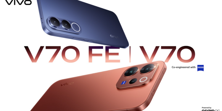 Poster promo vivo V70 Series yang menampilkan vivo V70 FE warna biru dan vivo V70 warna perunggu dengan teknologi kamera ZEISS.