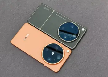 Modul kamera monster ganda 200MP pada bagian belakang OPPO Find X9 Ultra.