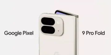 Tampak belakang Google Pixel 9 Pro Fold warna Porcelain (putih) dengan modul kamera kotak yang elegan dan teks promosi resmi.