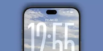 Tampilan konsep layar depan iPhone 18 Pro dengan Dynamic Island yang jauh lebih kecil dan ramping, menampilkan waktu dan status bar.