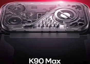 Tampilan komponen internal Redmi K90 Max yang menunjukkan modul kamera dan sistem pendingin aktif.